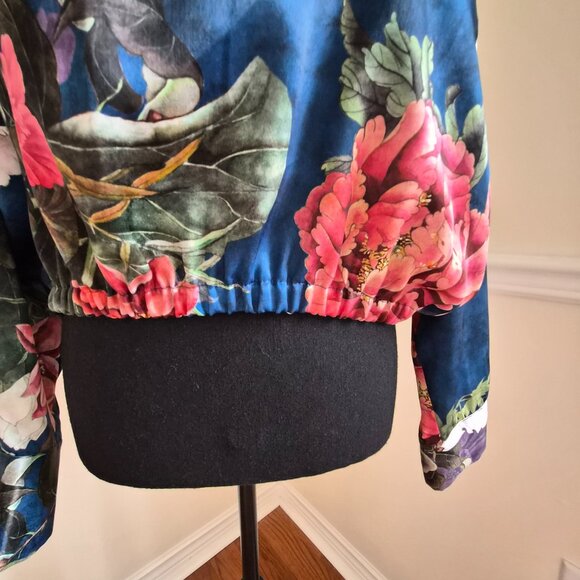 Zara Cropped Floral Top, Size M - Picture 4 of 8